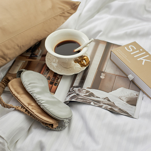 Тепло, забота и любовь: 5 идеальных подарков на День матери